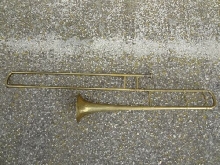 Ancien trombone à coulisse Antoine courtois Début XX