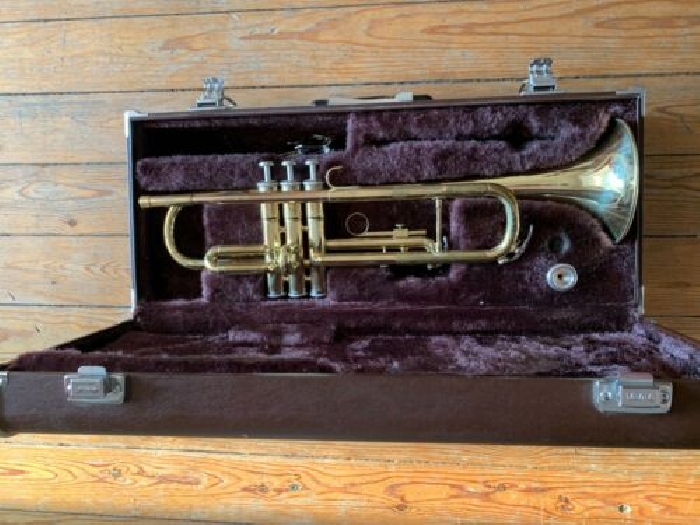 Yamaha YTR 2420 trumpet